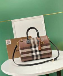 Picture of Burberry Lady Handbags _SKUfw126945570fw